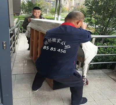 专业钢琴搬搬运.webp