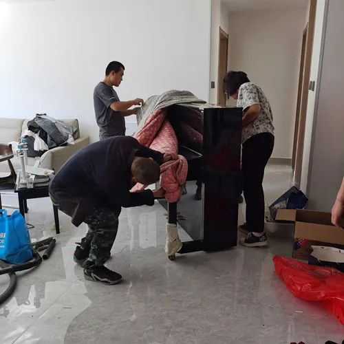 东阿搬家公司钢琴搬运.webp