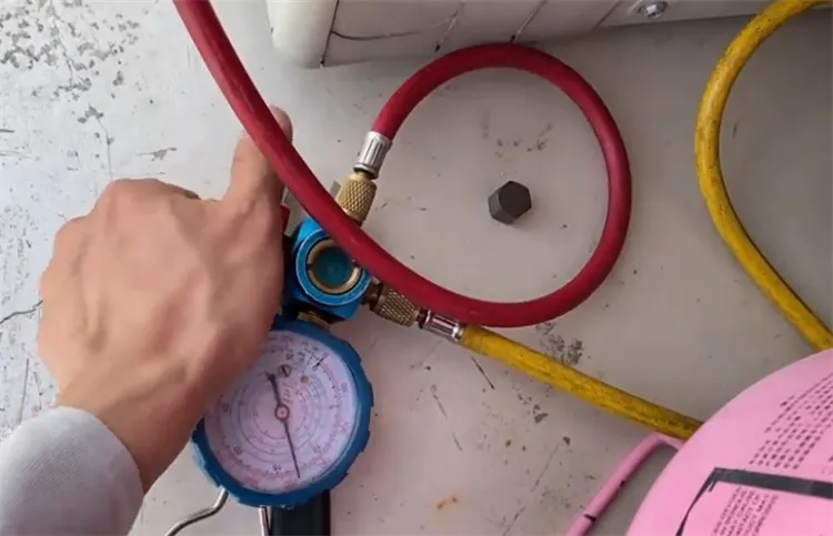 空调加氟 空调维修.webp